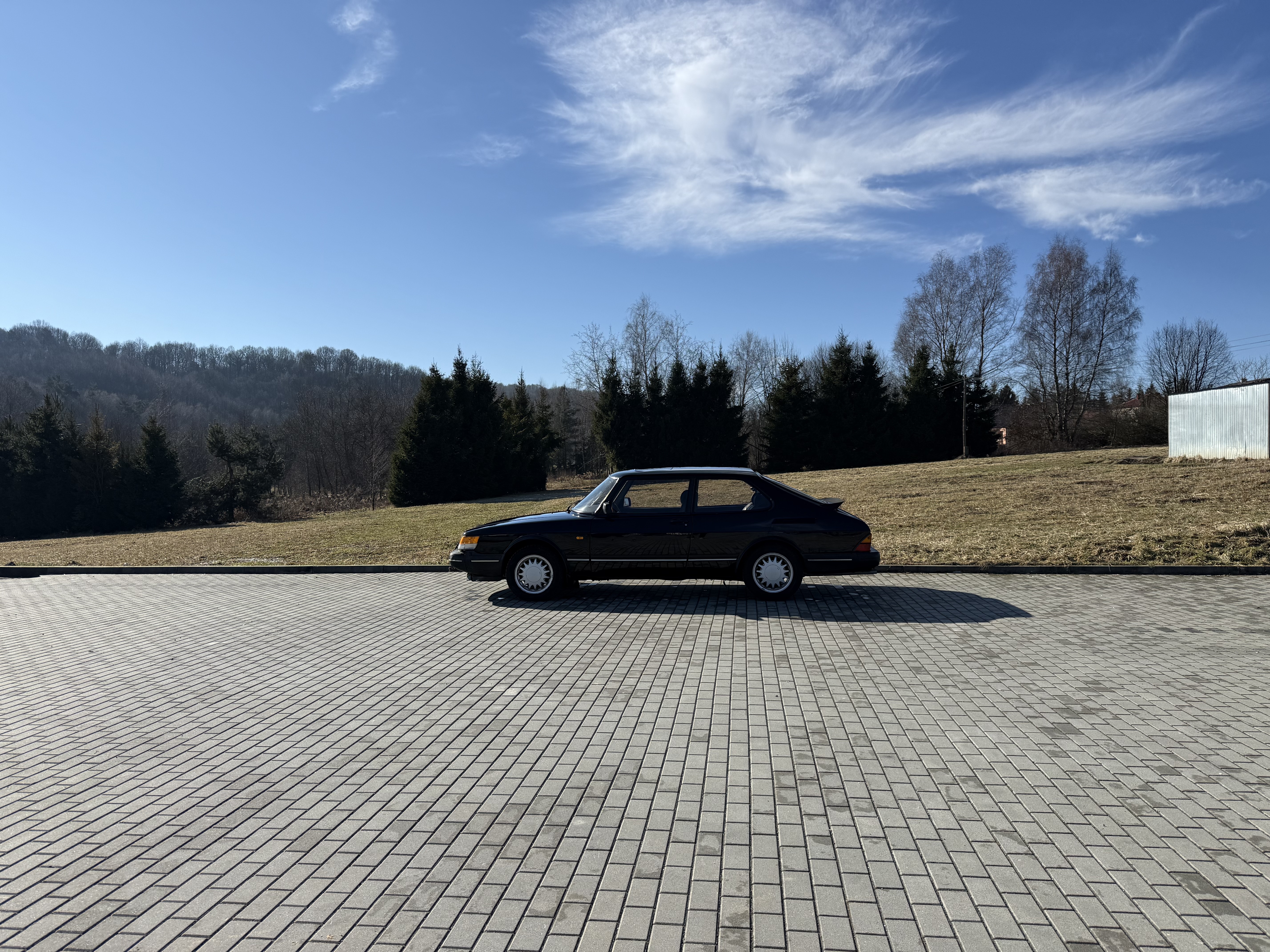 Saab 900